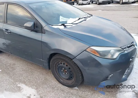 2015 Toyota Corolla Le z USA, uszkodzony, nr VIN 2T1BURHE6FC396192